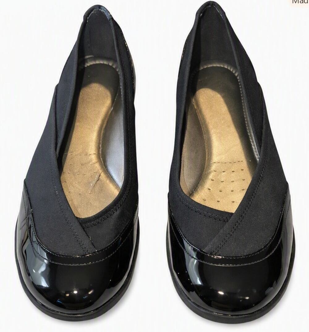 Easy Spirit Anti-Gravity Wedge Heel Slip-ons Black Size 10W Comfort Flats